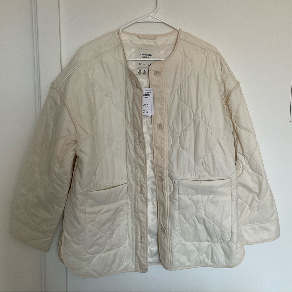 NWT Abercrombie & Fitch Quilted Lightweight Jacket